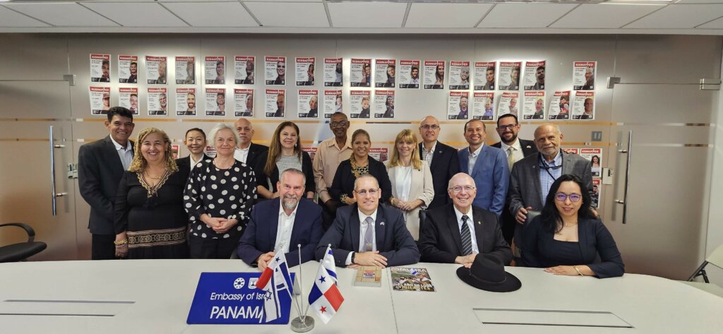 20 International Delegates at the ICEJ-Panama Regional Conference